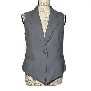 Women’s Chico’s Vest with Stitch Accent Size 0 Gray
